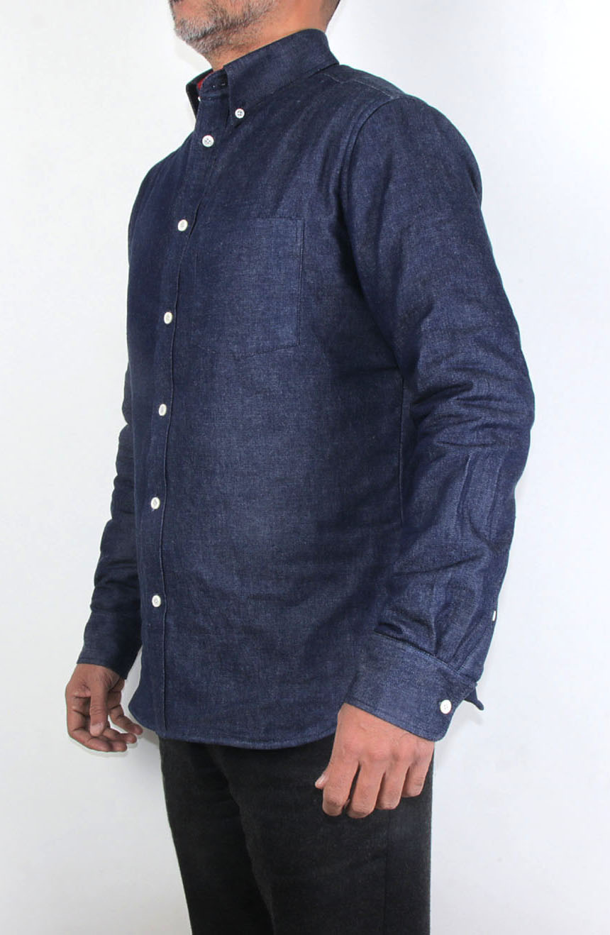 Fleece-lined denim shirt side view