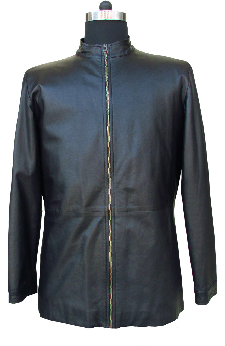 Tom Cruise leather jacket replica from Minority Report. A full front view.